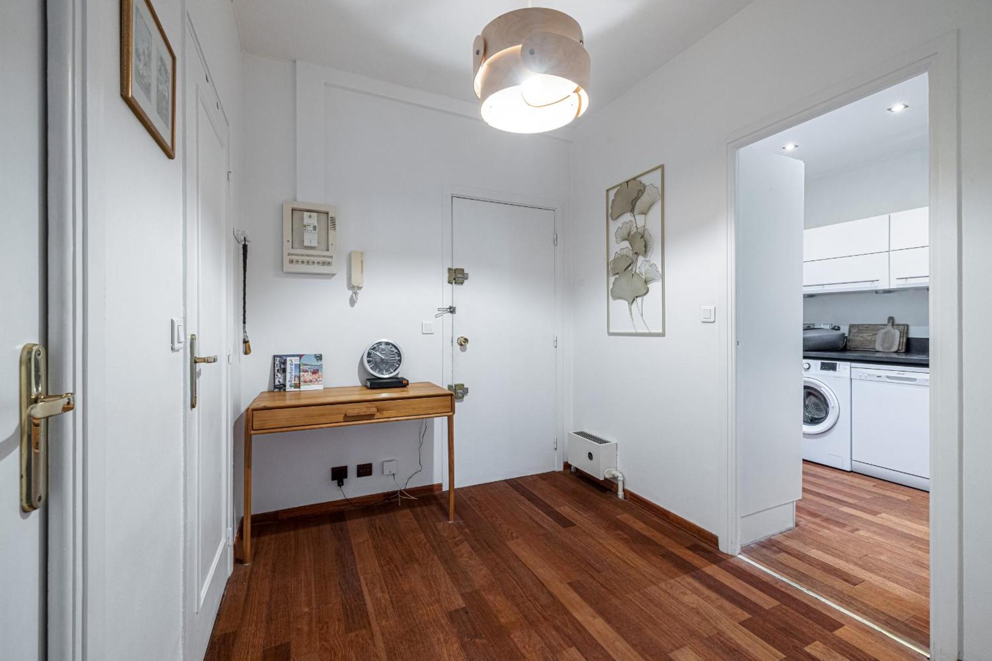 Extraordinary Sea View - 1 Bdr With Ac *