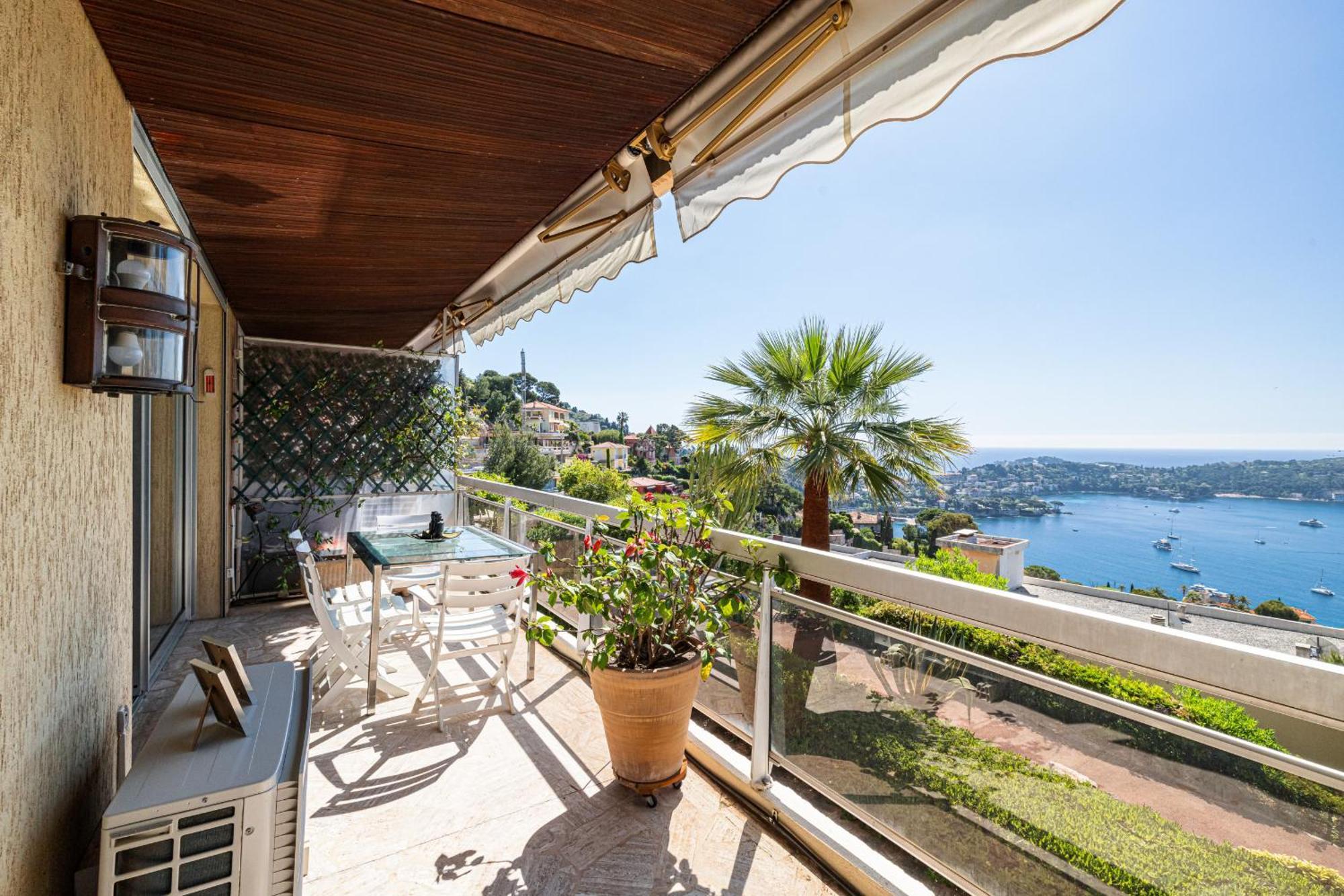 Extraordinary Sea View - 1 Bdr With Ac *